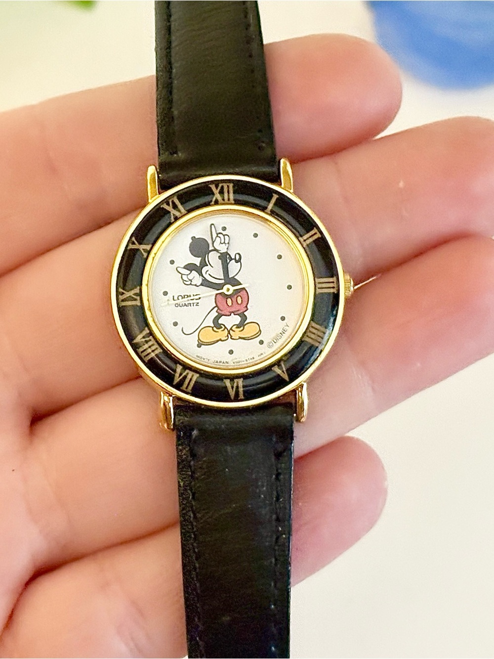 Vintage Lorus Disney Mickey Mouse Watch-Seiko-Hands Move-Gold Roman Numeral Case